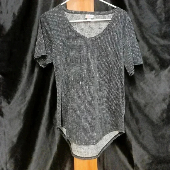 Short sleeve black and white scoop neck Lula Roe size small T-shirt - Picture 1 of 4